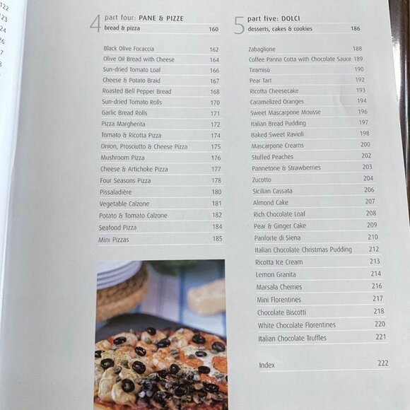 The Italian Cookbook Hardcover 140 Illustrated Recipes different regions Italy - Picture 10 of 14